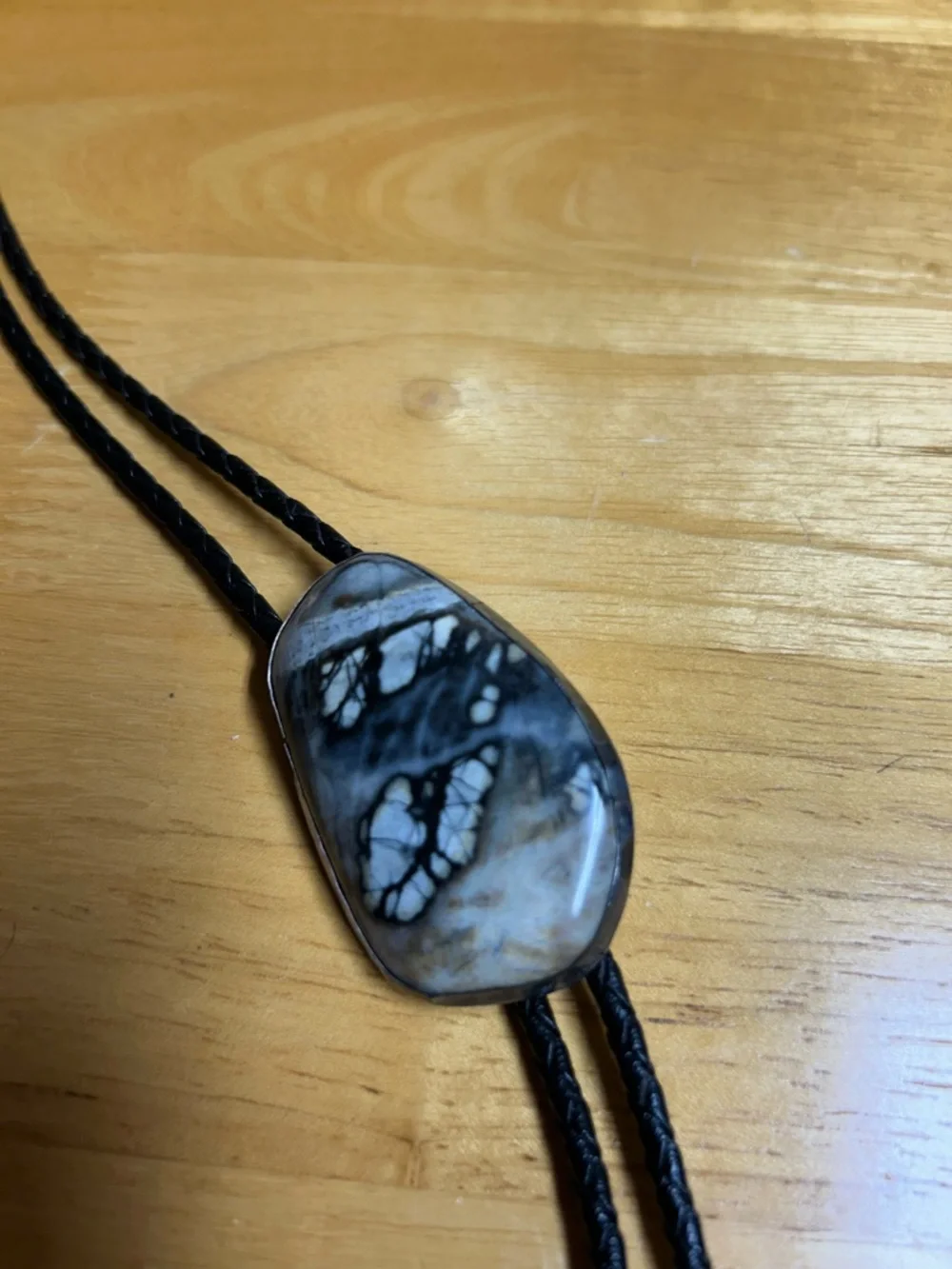 Braided Leather Bolo Tie w/‎ Wrapped Picasso Marble Stone